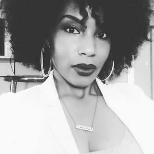 Meet your Posher, Monika